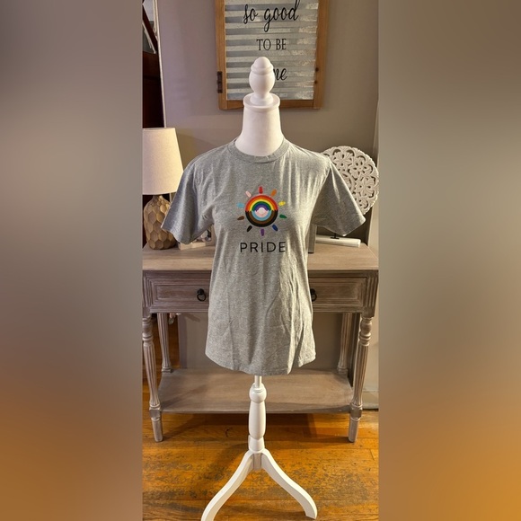 Columbia Pride Tee Shirt - Picture 1 of 5